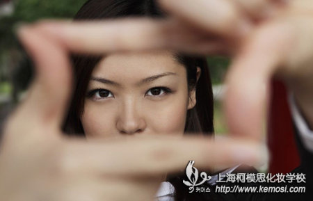 新手學化妝需要什么？該準備什么？之初學化妝者首先需要明確自己的目的