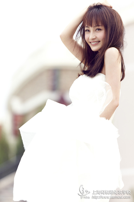 生活妝怎么畫？步驟有哪些？妝容魅力指數(shù)由你掌控之怎么畫出像姚笛這般自然而優(yōu)雅的生活淡妝呢？