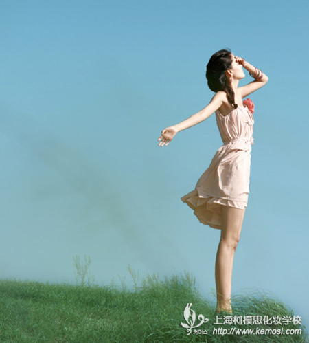 南通化妝學校哪里好？做化妝師好嗎？之在南通尋找好的化妝學校，不如去上海，那里會有更好的發展前途
