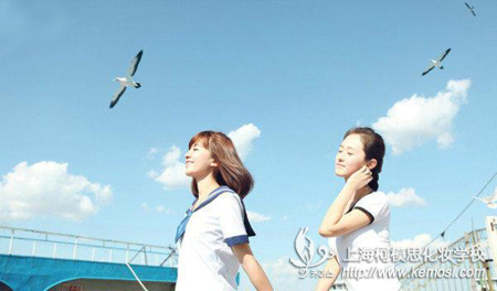 多大年齡適合學化妝？化妝培訓需要多長時間？之對于學生來說。利用寒假去學化妝是一個很不錯的選擇