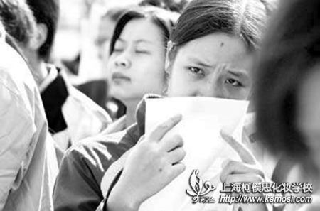 女孩子學(xué)什么技術(shù)好？面對擇業(yè)，女孩請你認(rèn)真對待之女孩，你的擇業(yè)觀觀擺正了么？