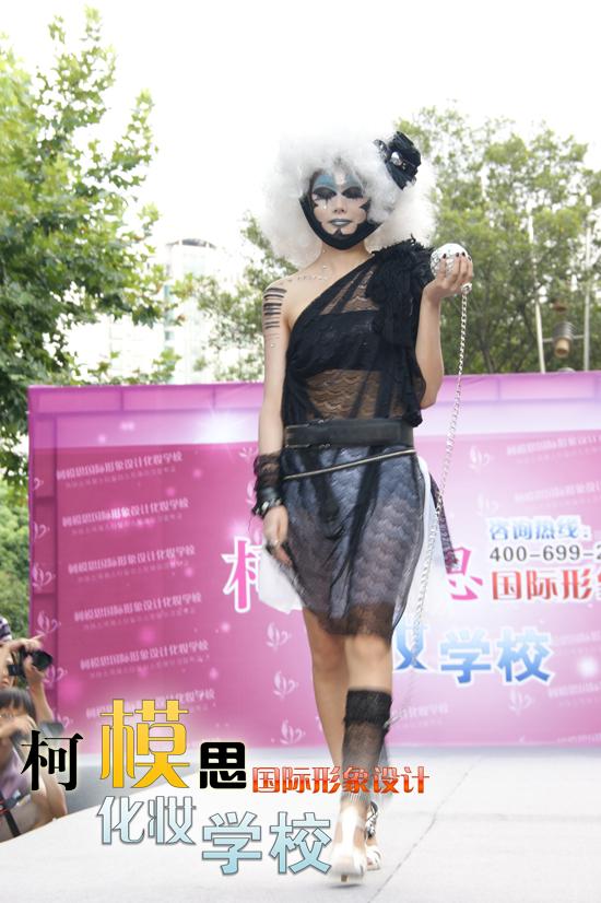     熱烈祝賀柯模思赴韓參加世界人體彩繪大賽學員載譽歸國!!!