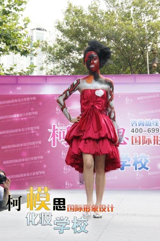     熱烈祝賀柯模思赴韓參加世界人體彩繪大賽學員載譽歸國!!!