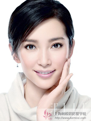 冬季干性皮膚怎么化妝?柯模思分享冬季水潤美妝化妝步驟