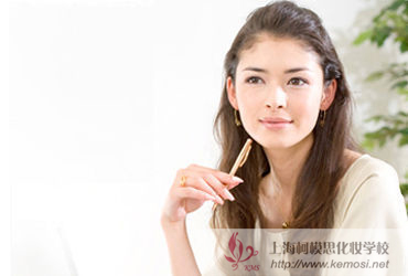 菜鳥必學 7個妝容心機小技巧