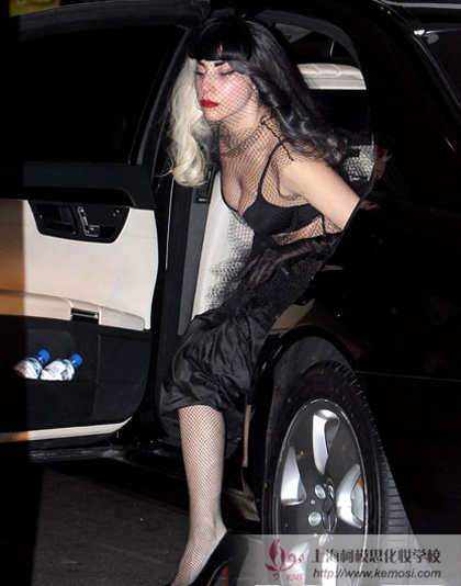 lady gaga透視裝