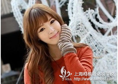 元旦聚會(huì)如何打造時(shí)尚帥氣的發(fā)型