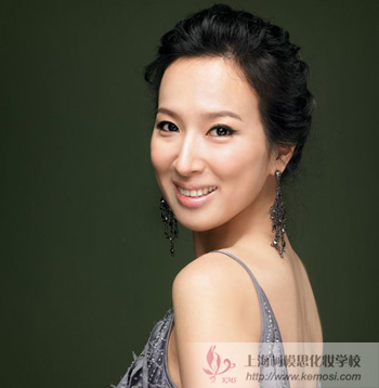 2012情人節最新約會流行什么妝容?嫵媚眼妝助你迷倒眾生