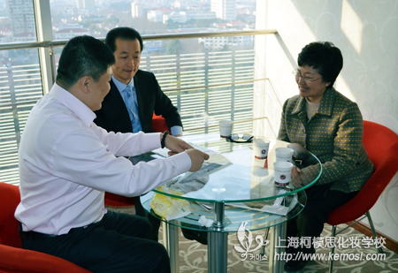 安社長和協會領導就中韓美容合作協議進行探討 