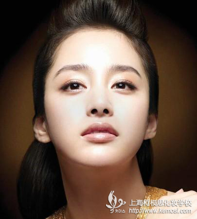 怎么畫裸妝？柯模思教你如何畫好完美韓系裸妝