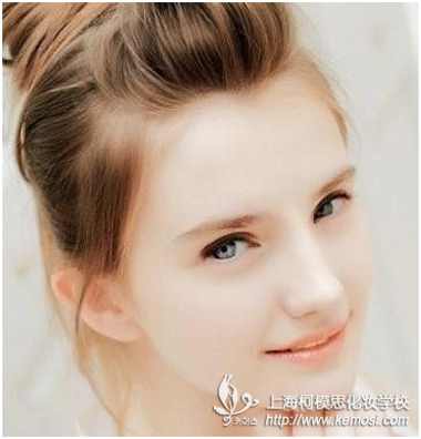 毛孔粗大該怎么辦？柯模思教你查原因找方法不做毛孔粗大妹