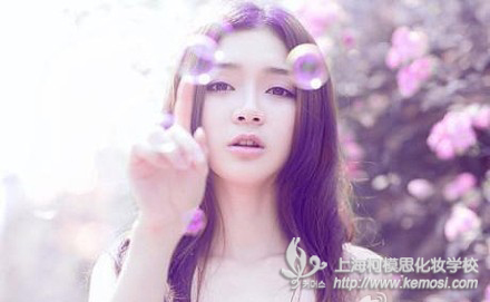 沒有經驗的化妝師該怎么辦？該如何找工作呢？