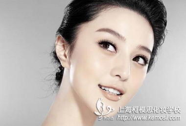 上海化妝師工資高嗎？化妝師怎樣才能獲得高工資？