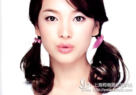 學(xué)化妝出來以后可以在哪里工作？