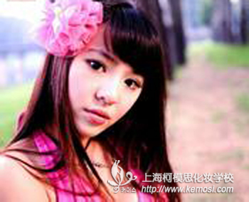 女孩子學(xué)化妝好不好？