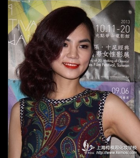 女生什么發(fā)型好看？清新無(wú)敵直發(fā)告訴你，2013冬季流行什么發(fā)型之齊肩直發(fā)