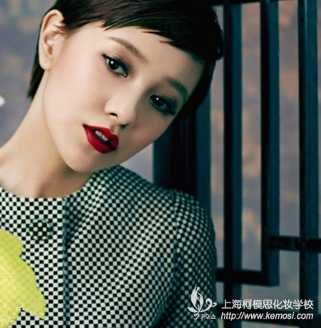 唇妝怎么畫(huà)？什么樣的女生適合畫(huà)大紅唇呢？之郭采潔