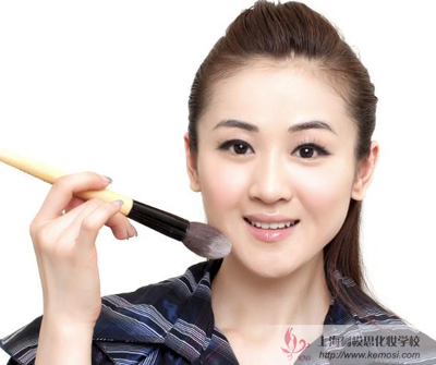 上?？履Ｋ蓟瘖y學校 化妝師秘訣