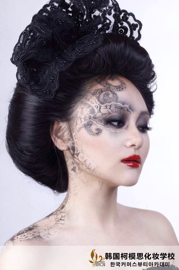人體彩繪化妝培訓學校哪家好
