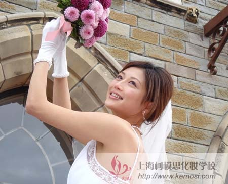 新娘跟妝的工作職責(zé)